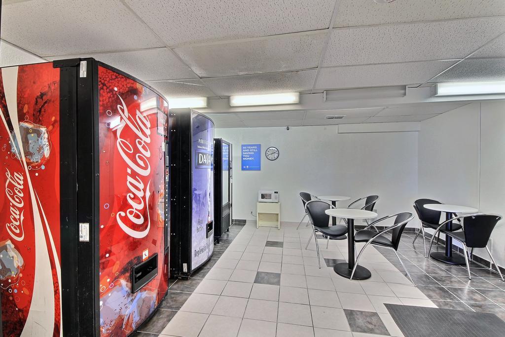Motel 6-Laredo, Tx - North I-35 ภายนอก รูปภาพ