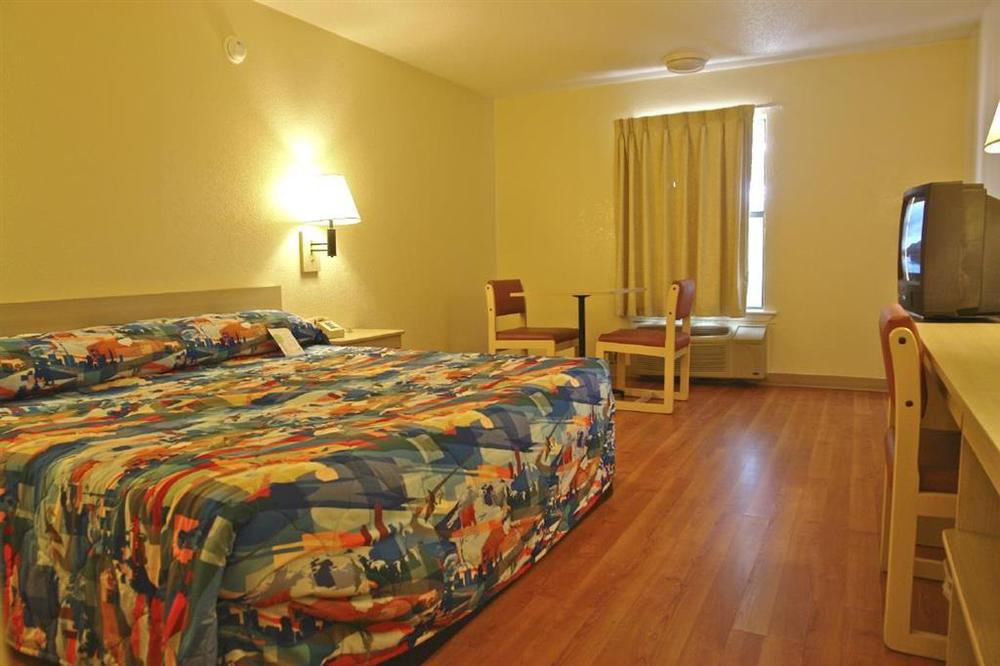 Motel 6-Laredo, Tx - North I-35 ห้อง รูปภาพ